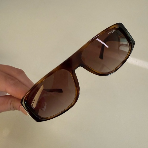 Vogue Brown Sunglasses - Picture 1 of 4